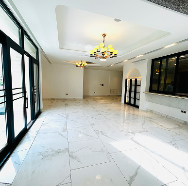 Luxury 4-bedroom apartment